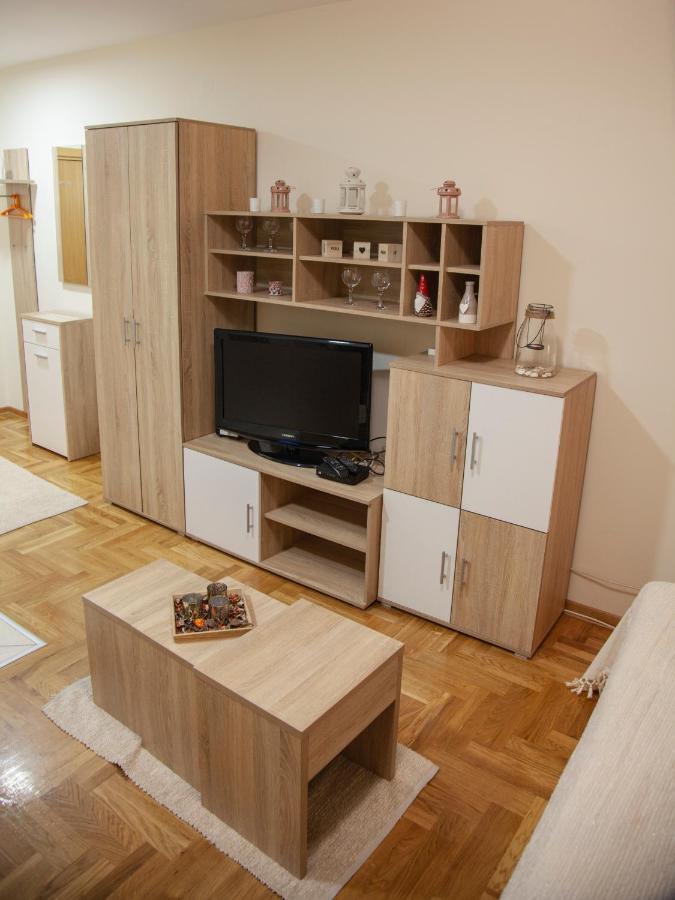 Apartment Vas Raj Novi Sad Exterior foto